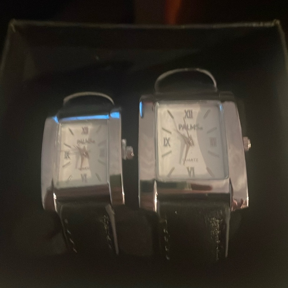 NEW IN BOX from PALM CASINO HIS/HERS QUARTZ WATCH STAINLESS STEEL,MADE IN CHINA